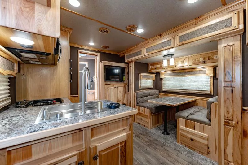 new Horse Trailers Merhow Trailers  for sale, in North Jackson, OH Thumbnail 12