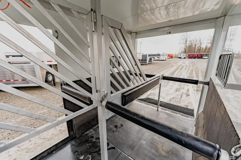 used Horse Trailers Bloomer  for sale, in North Jackson, OH Thumbnail 20