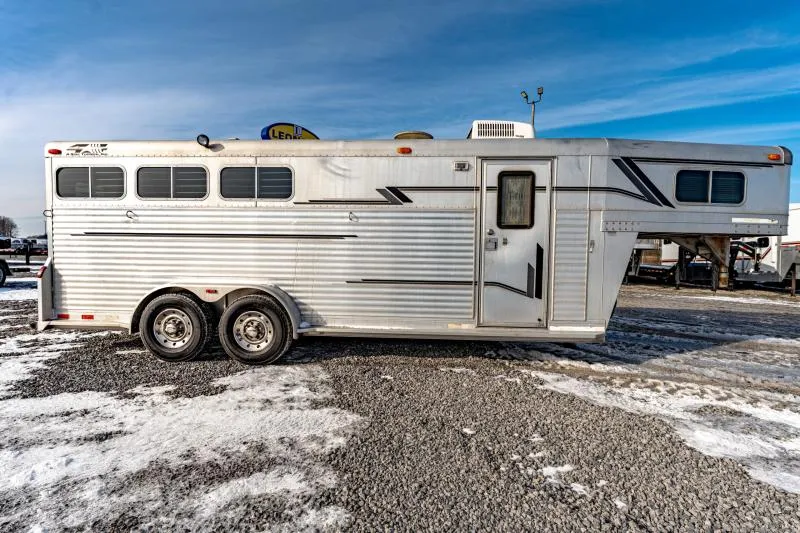 used Horse Trailers 4-Star Trailers  for sale, in North Jackson, OH Thumbnail 5
