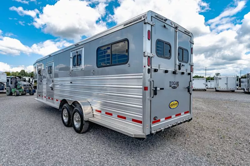 used Horse Trailers Logan Coach  for sale, in North Jackson, OH Thumbnail 9