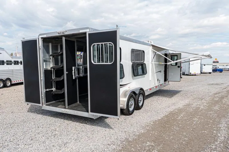 used Horse Trailers Shadow Trailers  for sale, in North Jackson, OH Thumbnail 15