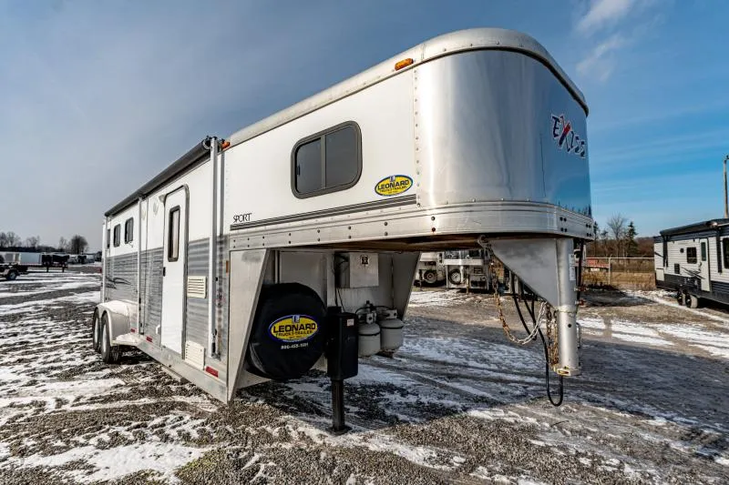 2006 Exiss Trailers 7308 Horse Trailer