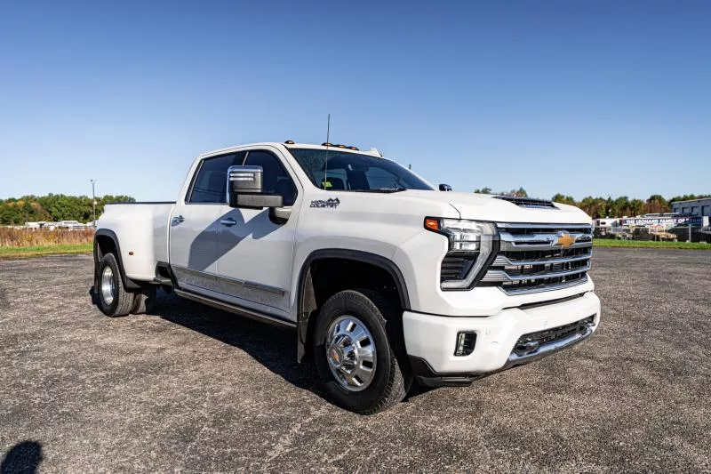 2024 Chevrolet SILVERADO K3500 HIGH Truck