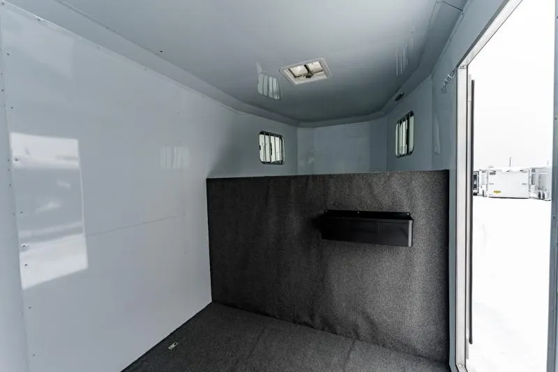 used Horse Trailers Kiefer Manufacturing  for sale, in North Jackson, OH Thumbnail 19