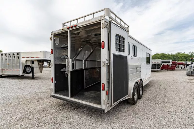 used Horse Trailers Kiefer Manufacturing  for sale, in North Jackson, OH Thumbnail 17