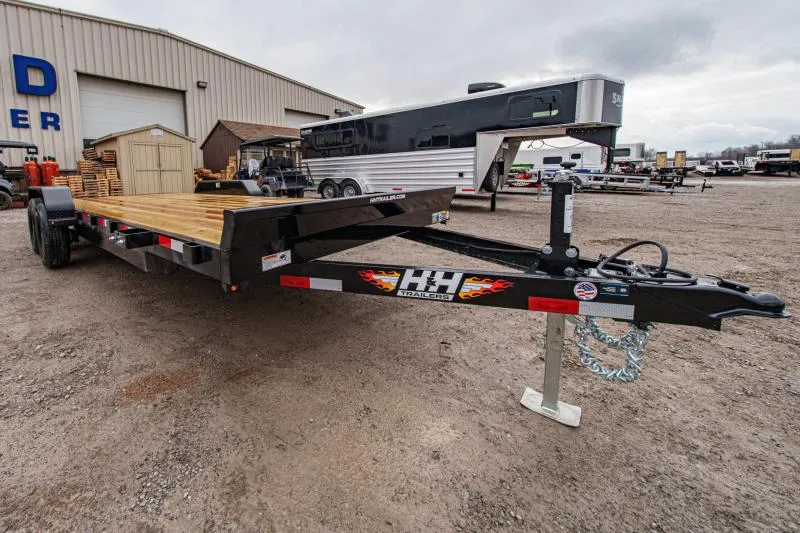 2026 H and H Trailer HCH8220-BP-100 Car / Racing Trailer