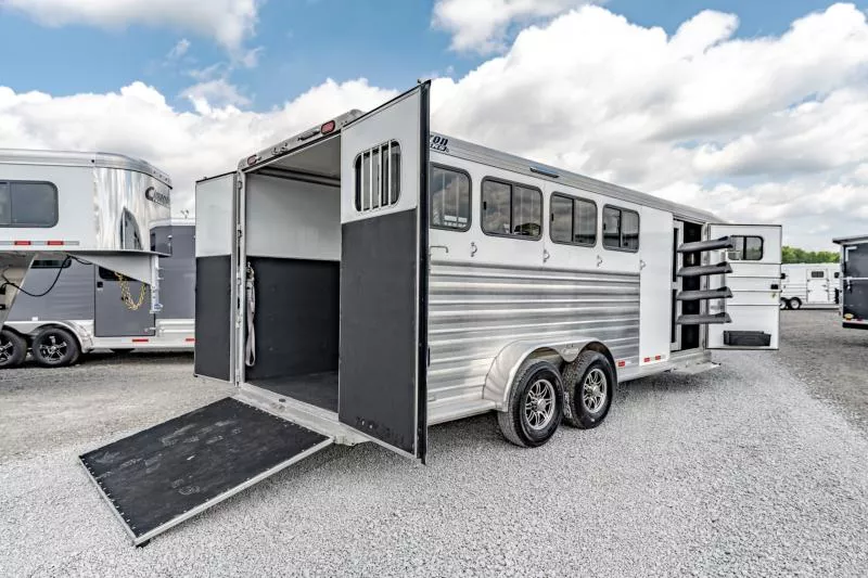 used Horse Trailers Cimarron Trailers  for sale, in North Jackson, OH Thumbnail 13
