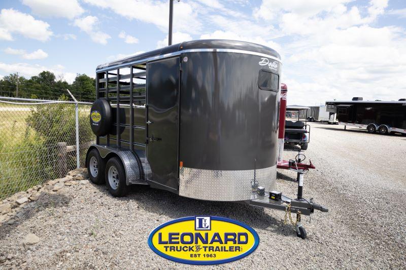 2022 Delta Manufacturing 500 COMBO 12' Horse Trailer 2022 Delta Manufacturing 500 COMBO 12' Horse Trailer