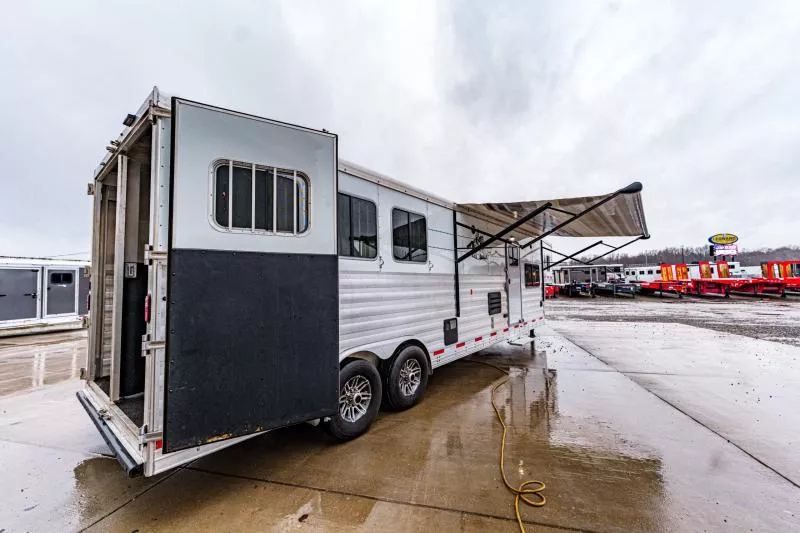 used Horse Trailers Exiss Trailers  for sale, in North Jackson, OH Thumbnail 22