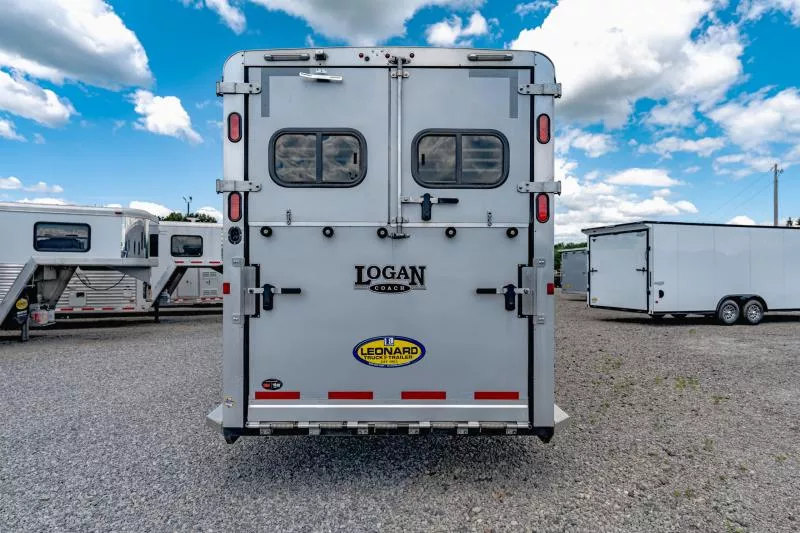used Horse Trailers Logan Coach  for sale, in North Jackson, OH Thumbnail 8