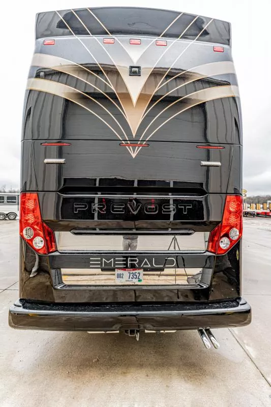 used Travel Trailers Emerald Luxury Coaches  for sale, in North Jackson, OH Thumbnail 22