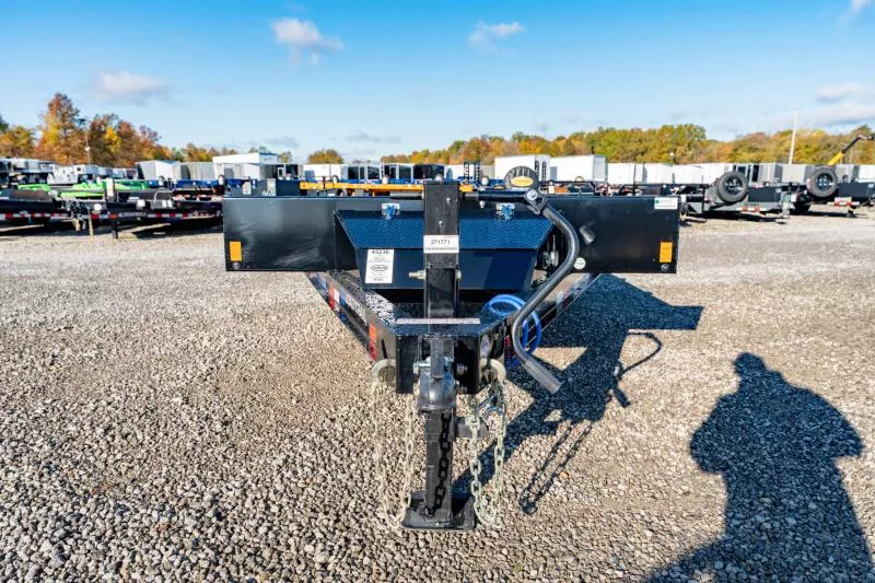 new Equipment / Flatbed Trailers Load Trail  for sale, in North Jackson, OH Thumbnail 3