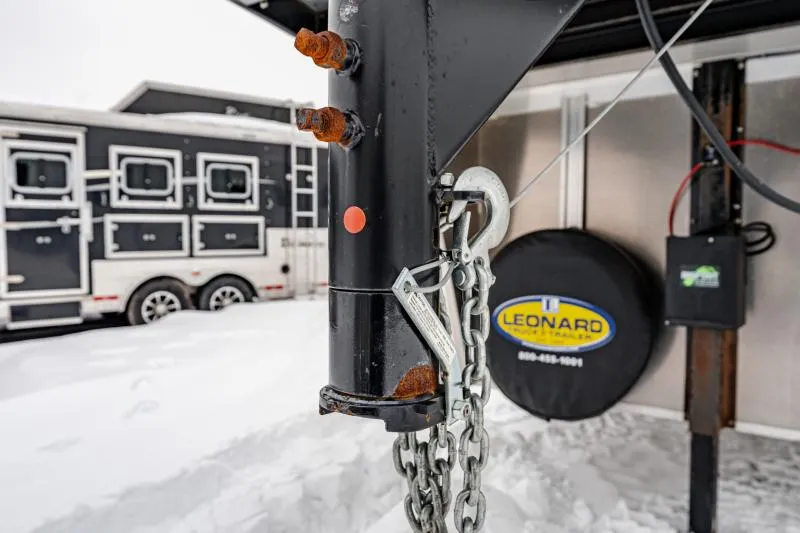 used Horse Trailers Kiefer Manufacturing  for sale, in North Jackson, OH Thumbnail 4