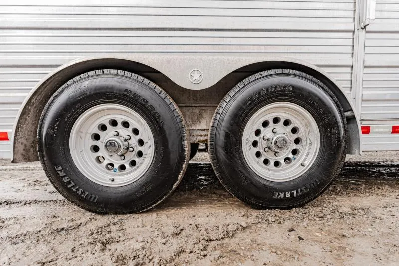 used Horse Trailers Bloomer  for sale, in North Jackson, OH Thumbnail 6