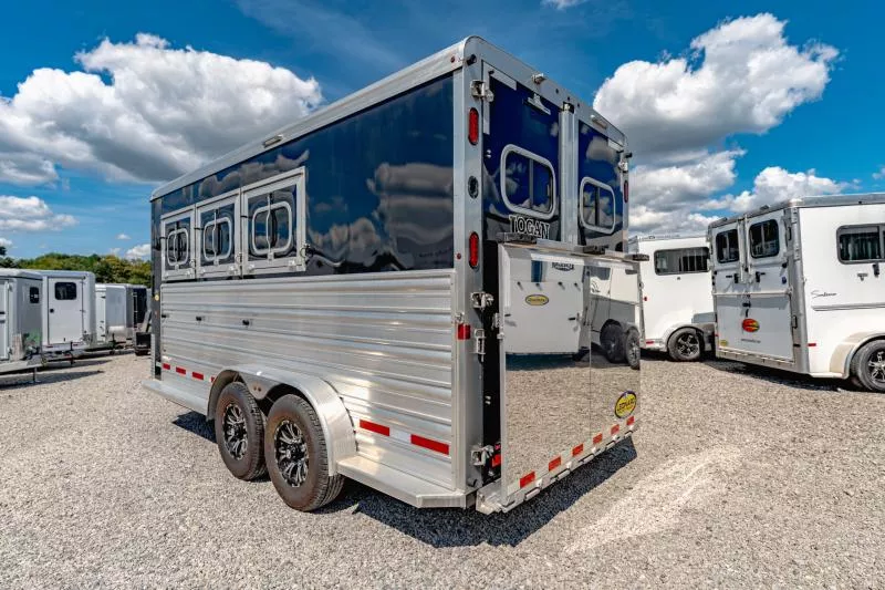used Horse Trailers Logan Coach  for sale, in North Jackson, OH Thumbnail 9