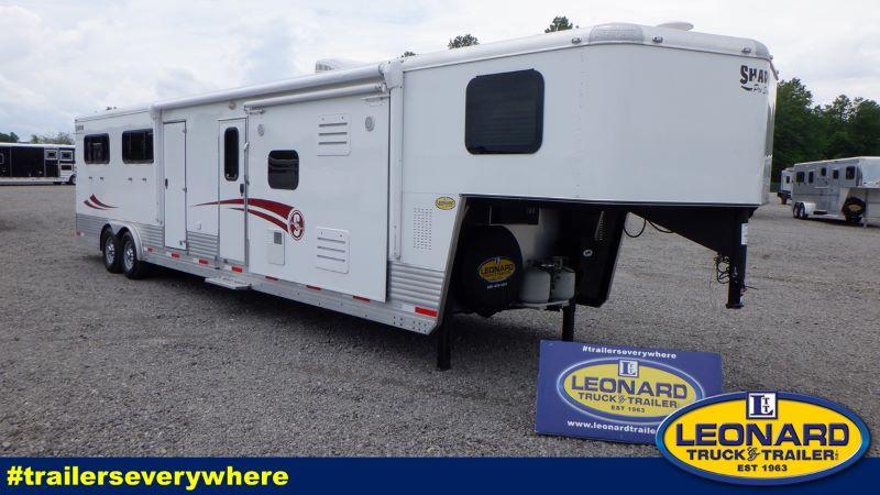2020 4 HORSE SHADOW GOOSENECK WITH LIVING QUARTERS 2020 4 HORSE SHADOW GOOSENECK WITH LIVING QUARTERS