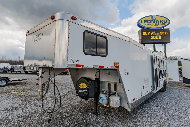 used Horse Trailers Integrity Trailers  for sale, in North Jackson, OH Thumbnail 32
