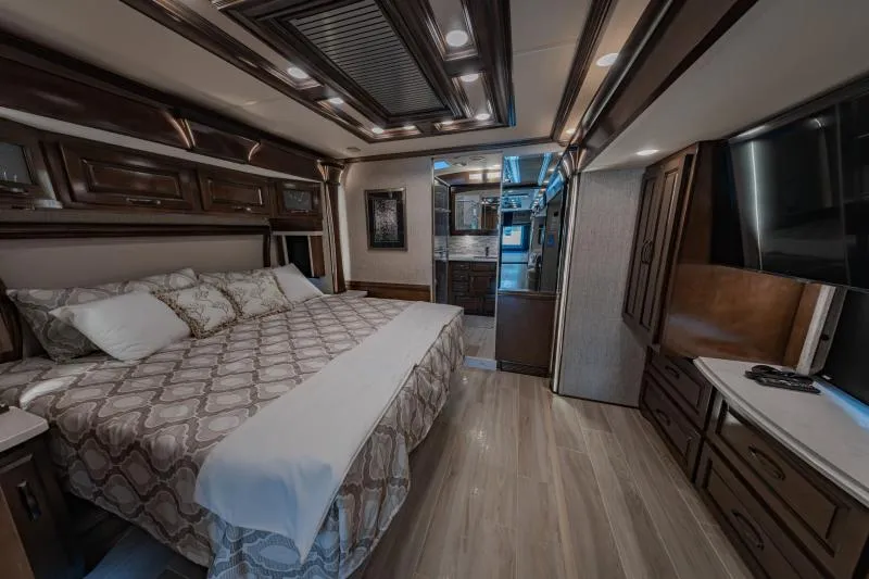 used Travel Trailers Newmar  for sale, in North Jackson, OH Thumbnail 34