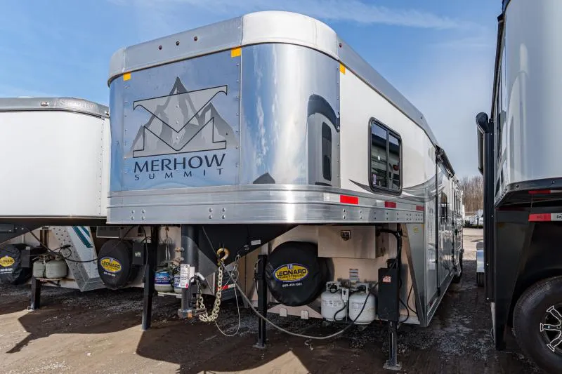 used Horse Trailers Merhow Trailers  for sale, in North Jackson, OH Thumbnail 2