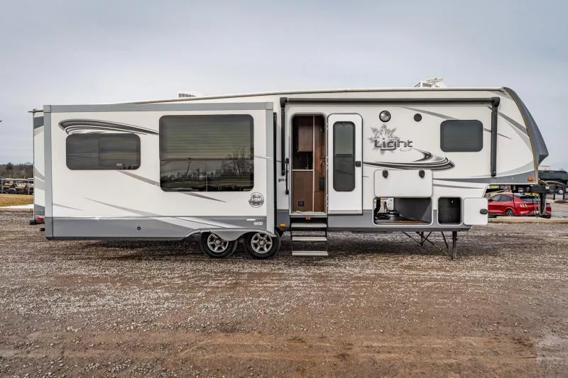 used Travel Trailers Highland Ridge RV  for sale, in North Jackson, OH Thumbnail 23