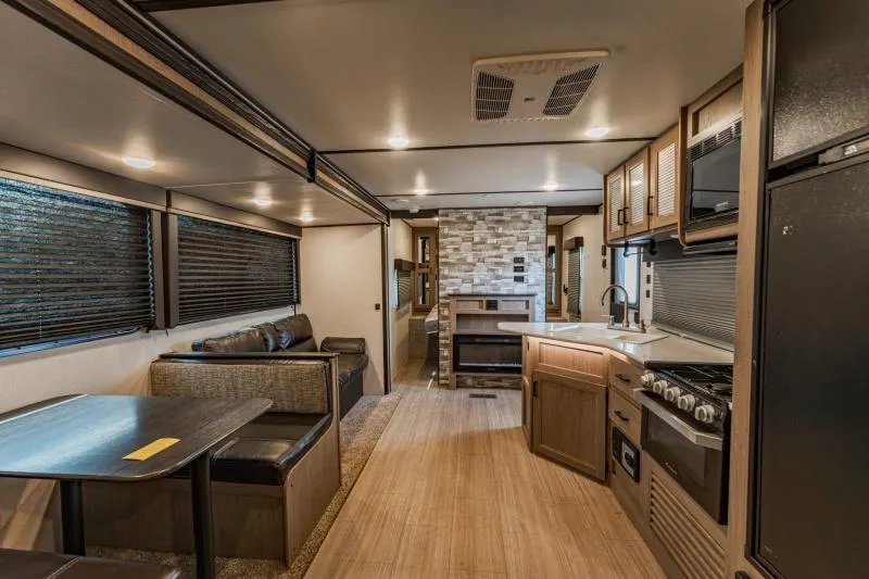 used Travel Trailers Keystone RV  for sale, in North Jackson, OH Thumbnail 23