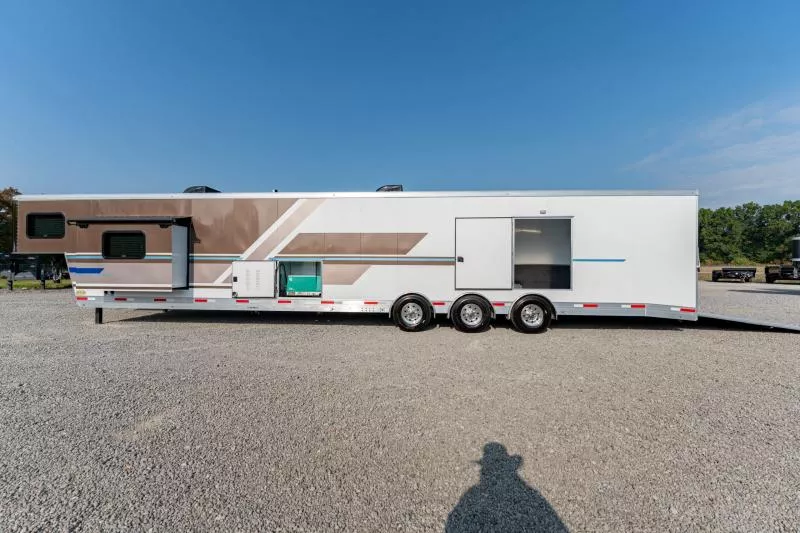 used Toy Haulers Shadow Trailers  for sale, in North Jackson, OH Thumbnail 25