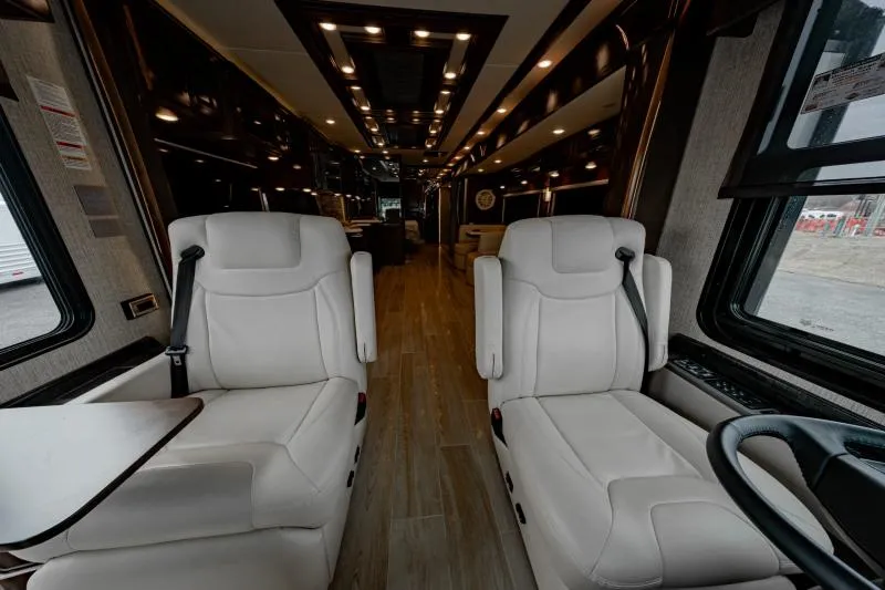 used Travel Trailers Newmar  for sale, in North Jackson, OH Thumbnail 15