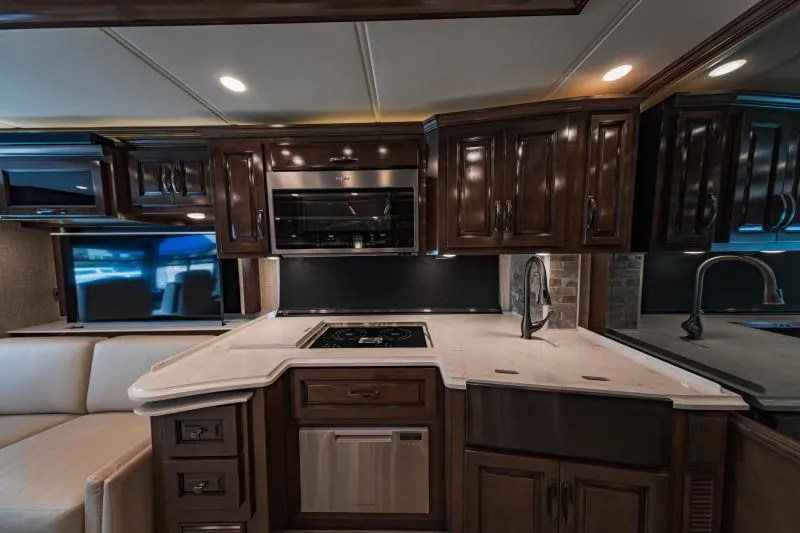 used Travel Trailers Newmar  for sale, in North Jackson, OH Thumbnail 28