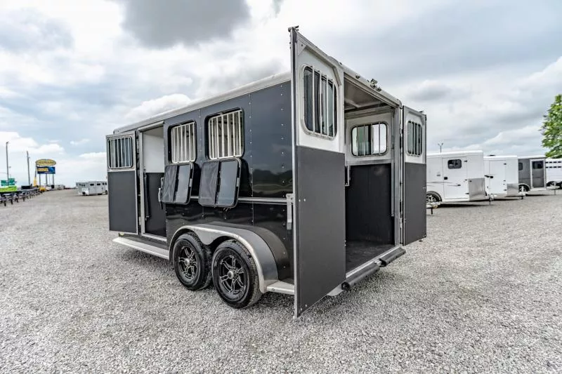 used Horse Trailers Sundowner Trailers  for sale, in North Jackson, OH Thumbnail 15