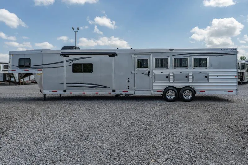new Horse Trailers Merhow Trailers  for sale, in North Jackson, OH Thumbnail 9