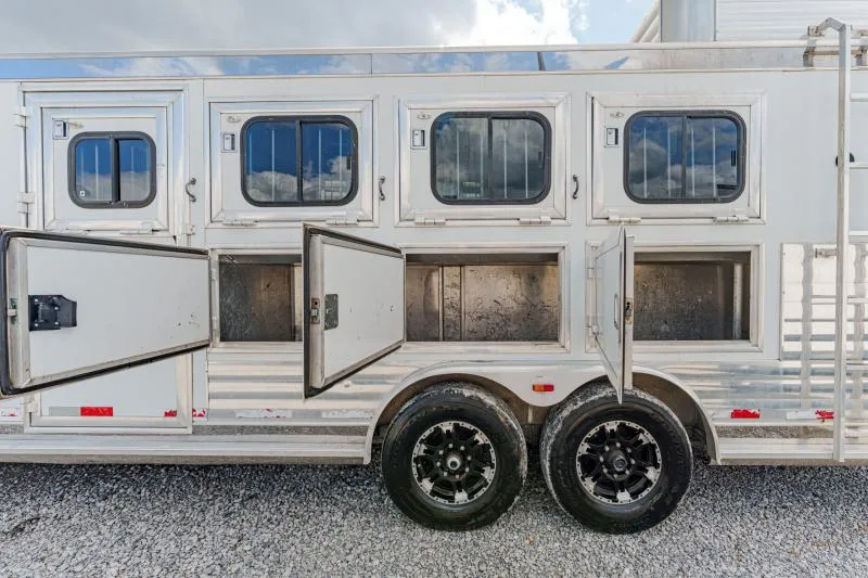 used Horse Trailers Integrity Trailers  for sale, in North Jackson, OH Thumbnail 18