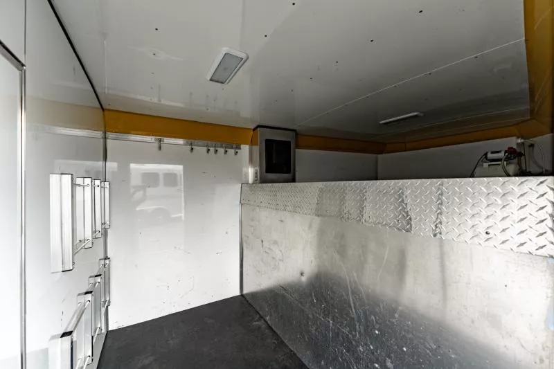 used Stock / Stock Combo Trailers Sundowner Trailers  for sale, in North Jackson, OH Thumbnail 19