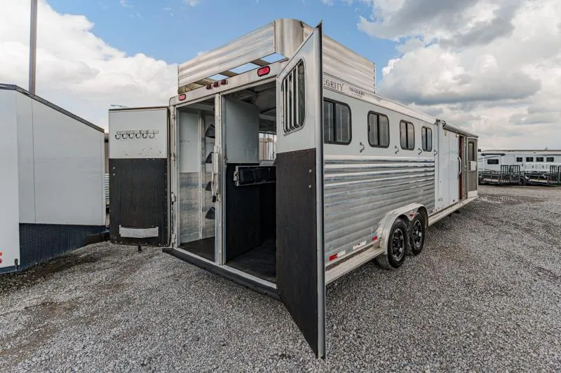 used Horse Trailers Integrity Trailers  for sale, in North Jackson, OH Thumbnail 12