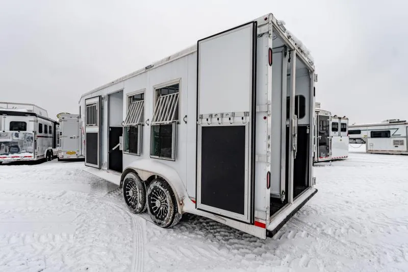 used Horse Trailers Kiefer Manufacturing  for sale, in North Jackson, OH Thumbnail 14