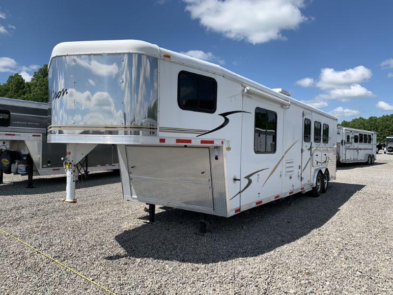 2007 3 HORSE BISON GOOSENECK LIVING QUARTERS HORSE TRAILER 2007 3 HORSE BISON GOOSENECK LIVING QUARTERS HORSE TRAILER