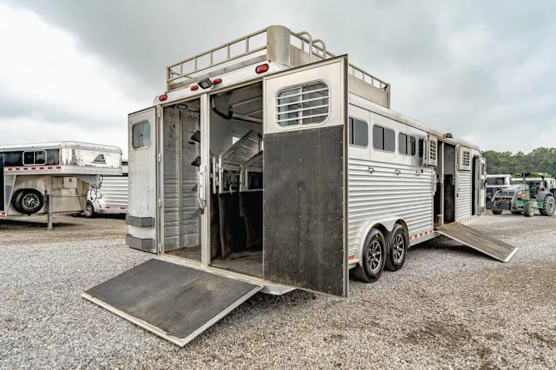 used Horse Trailers Elite Trailers  for sale, in North Jackson, OH Thumbnail 13