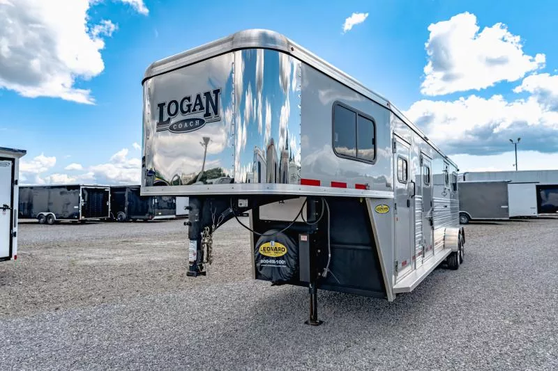 used Horse Trailers Logan Coach  for sale, in North Jackson, OH Thumbnail 2