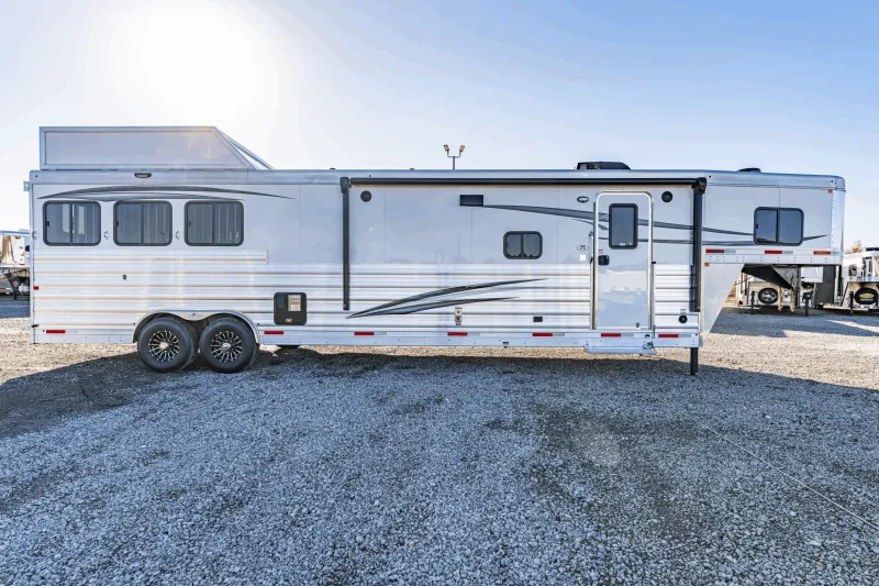 new Horse Trailers Merhow Trailers  for sale, in North Jackson, OH Thumbnail 6