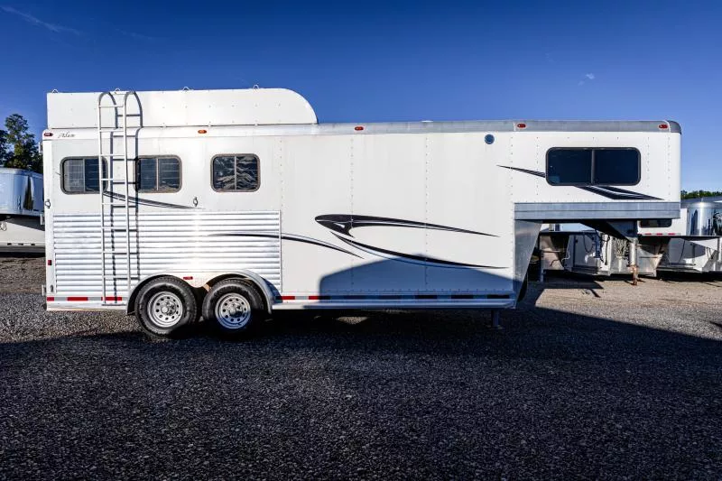 used Horse Trailers Adam  for sale, in North Jackson, OH Thumbnail 5