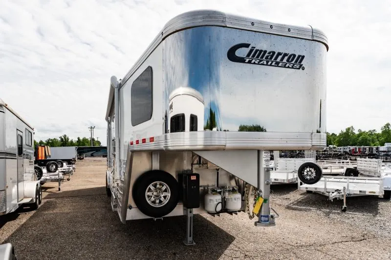 2027 Cimarron Trailers NS3G-129 Horse Trailer