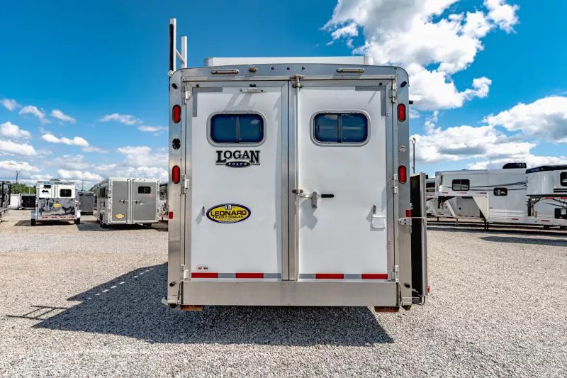 used Horse Trailers Logan Coach  for sale, in North Jackson, OH Thumbnail 8