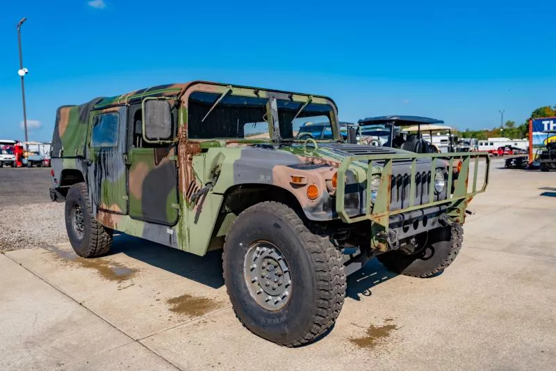 2008 AM General M1097R1 Truck