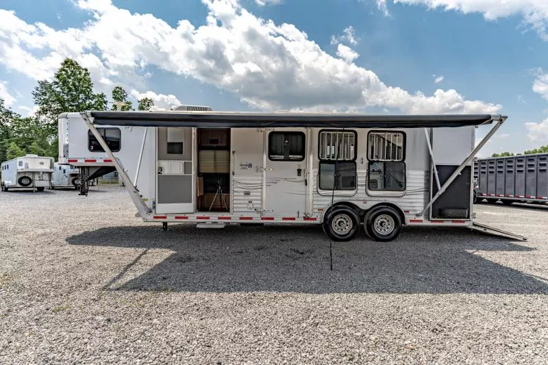 used Horse Trailers Merhow Trailers  for sale, in North Jackson, OH Thumbnail 18