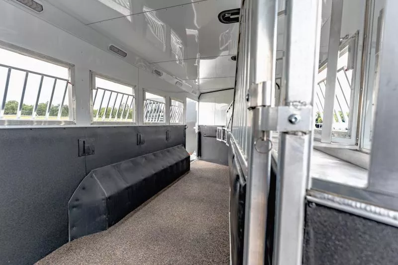 new Horse Trailers Merhow Trailers  for sale, in North Jackson, OH Thumbnail 29