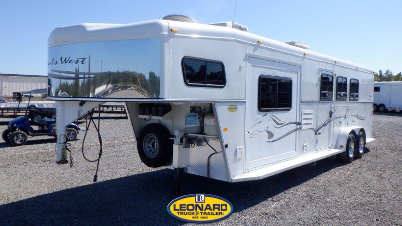2005 3 HORSE TRAILS WEST GOOSENECK WITH LIVING QUARTERS HORSE TRAILER 2005 3 HORSE TRAILS WEST GOOSENECK WITH LIVING QUARTERS HORSE TRAILER