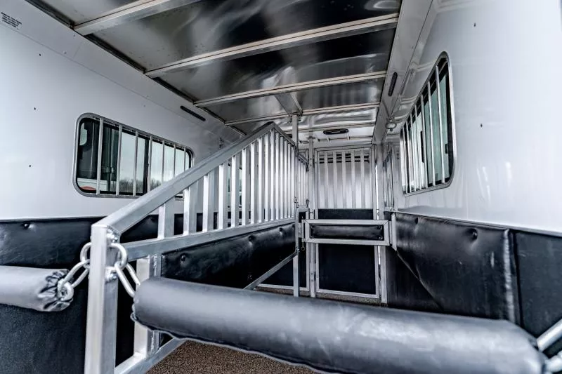 new Horse Trailers Merhow Trailers  for sale, in North Jackson, OH Thumbnail 19