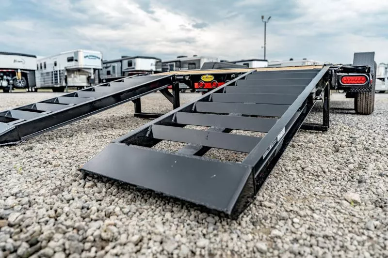 new Equipment / Flatbed Trailers Load Trail  for sale, in North Jackson, OH Thumbnail 13