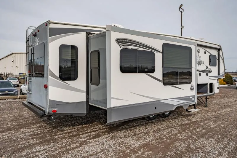 used Travel Trailers Highland Ridge RV  for sale, in North Jackson, OH Thumbnail 24