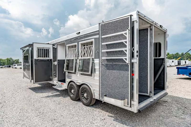 new Horse Trailers Merhow Trailers  for sale, in North Jackson, OH Thumbnail 25