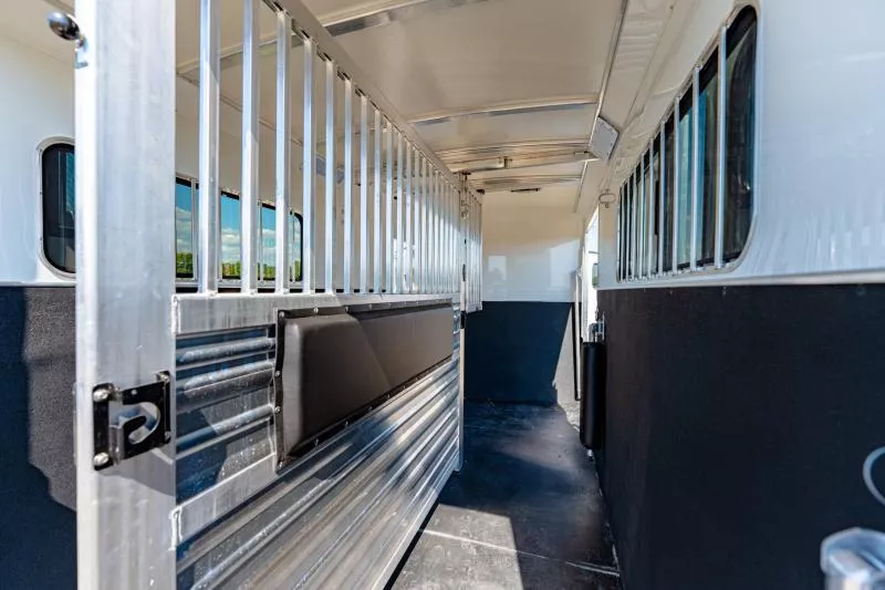 new Horse Trailers Cimarron Trailers  for sale, in North Jackson, OH Thumbnail 19